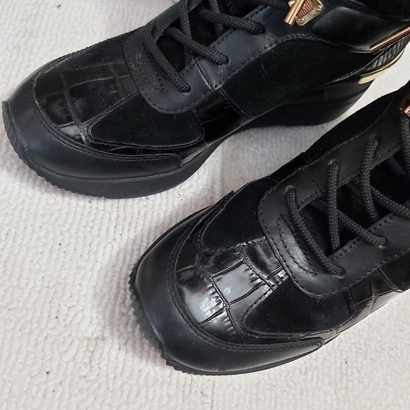 Michael Kors black leather suede wedge high top sneakers lace up gold trim - Picture 3 of 11